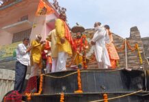 *जैतहरी के परशुराम चौक में गूंजा “जय जय परशुराम”, स्थायी शेड निर्माण का संकल्प, विप्र समाज की अद्वितीय एकता का भव्य प्रदर्शन*